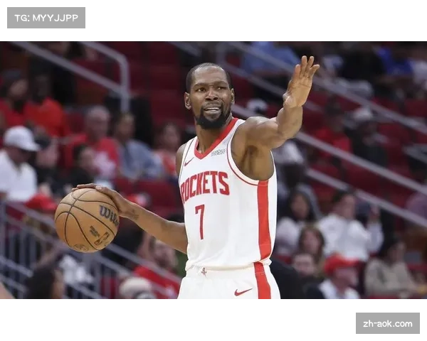 太阳杜兰特遭遇双人夹击，分球弱侧阿伦命中大空位三分球